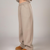 Front seam graphite sweatpants