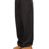 Front seam sweatpants